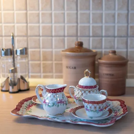 Matinas Traditional House I