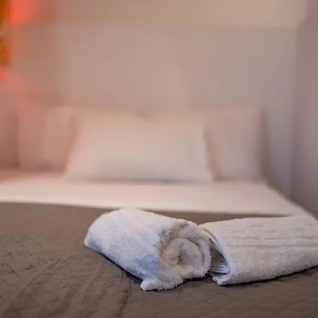 Matinas Traditional House I *