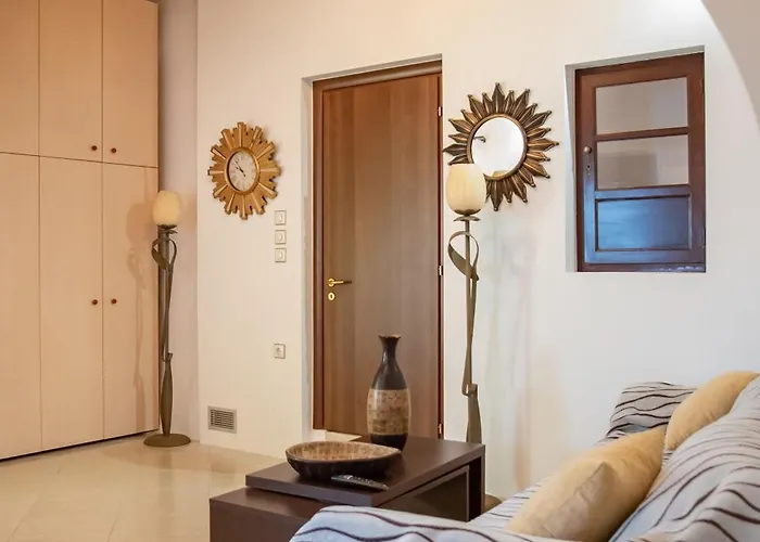 Matinas Traditional House I Apartment